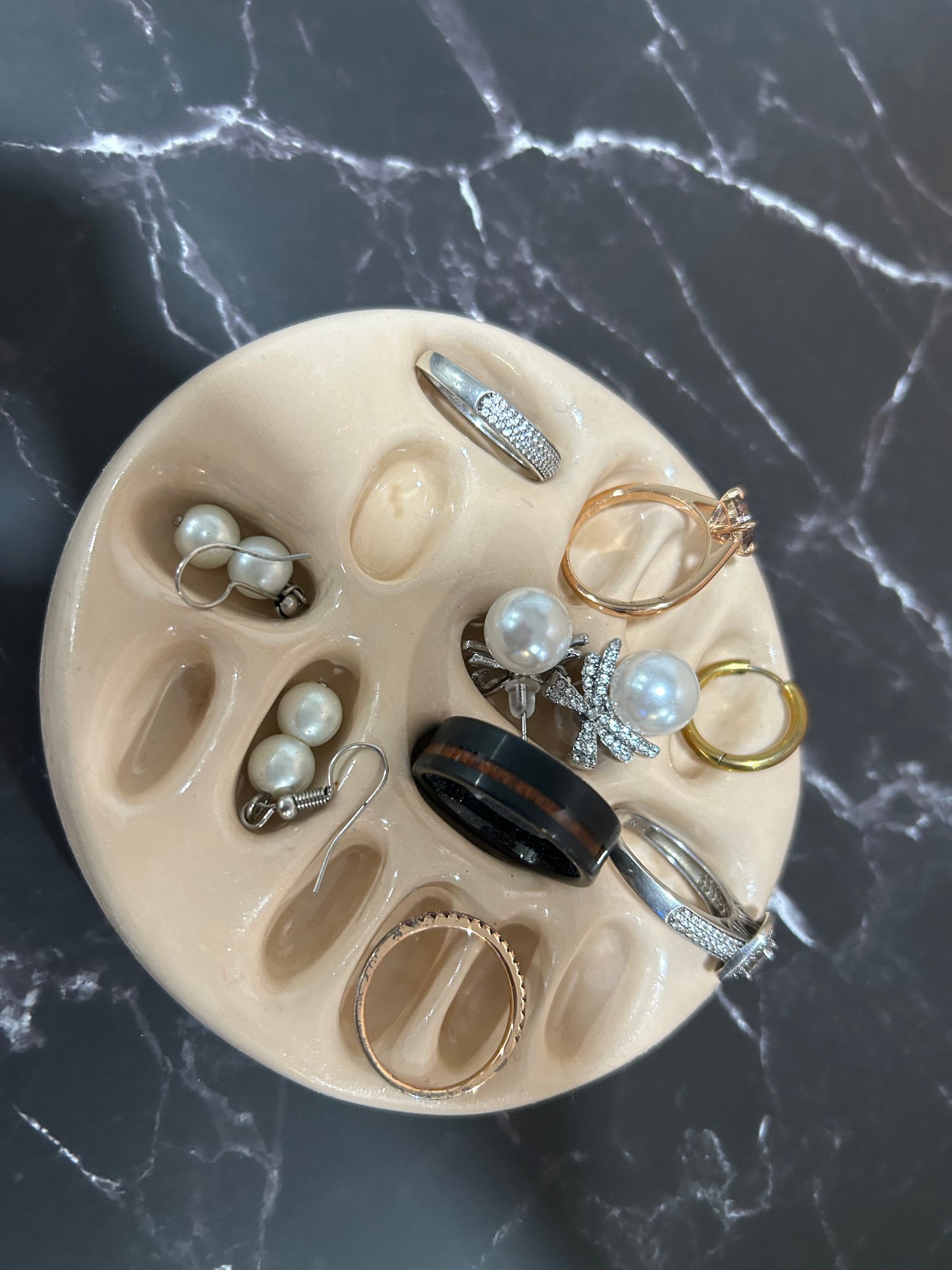 Serenity Ring Holder