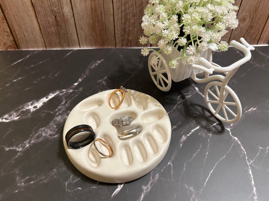 Serenity Ring Holder